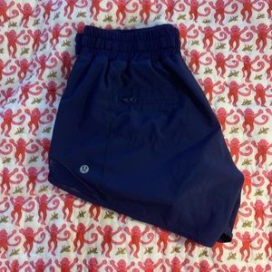 Navy Lululemon hottie hots